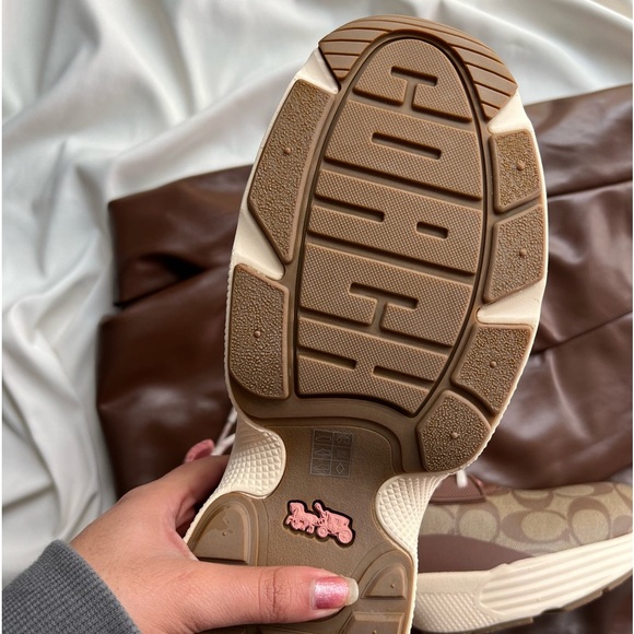 BWOT Coach C270 Tech Runner - Picture 4 of 6